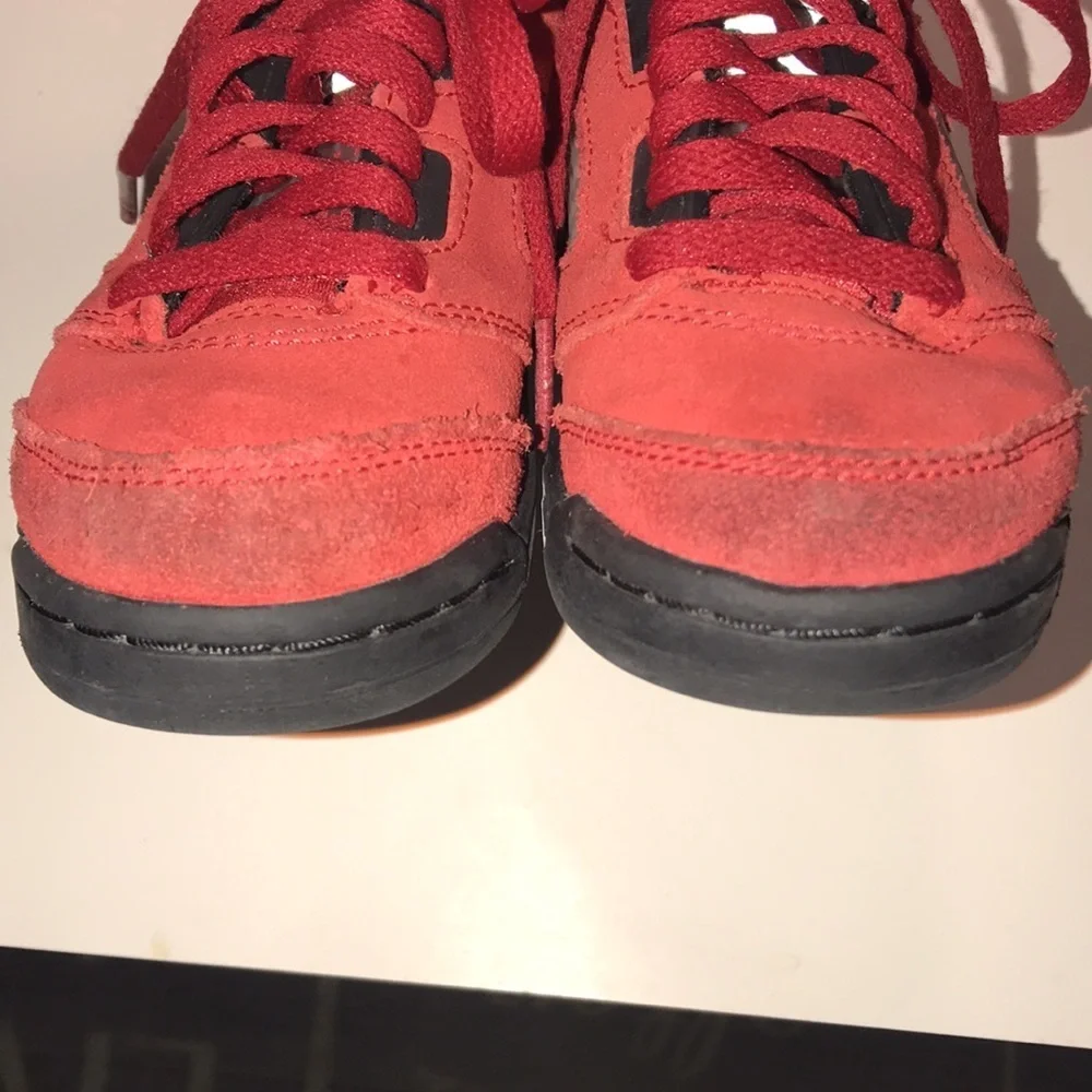 Boy’s Jordan 5 Retro Suede Sneakers